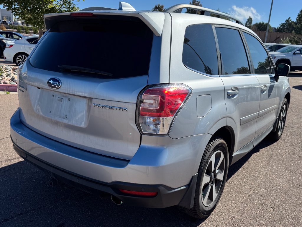 Used 2018 Subaru Forester 2.5i Limited AWD/4WD image 7