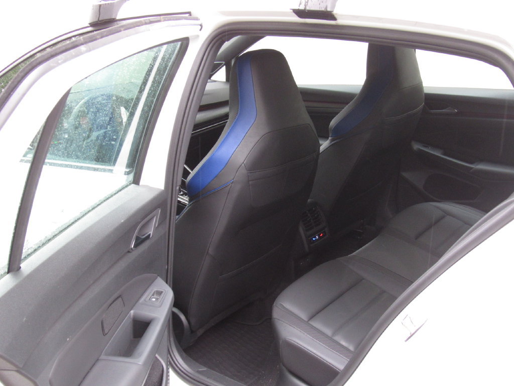 Used 2024 Volkswagen Golf R AWD/4WD image 14