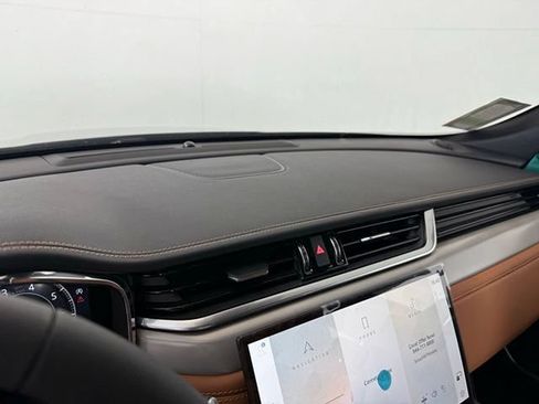 New 2024 Jaguar XF R-Dynamic SE AWD/4WD image 30