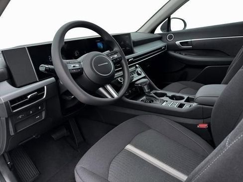New 2026 Hyundai Sonata SE FWD image 14