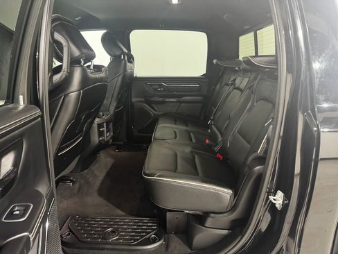 Used 2022 RAM 1500 Limited w/ Body-Colour Bumper Group image 20