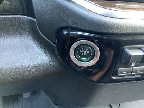 Used 2024 Chevrolet Silverado 2500 LT image 17