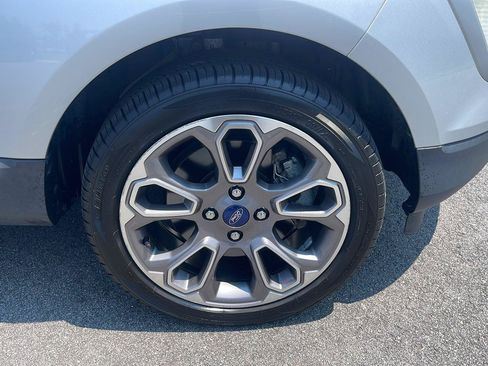 Used 2019 Ford EcoSport Titanium FWD image 9