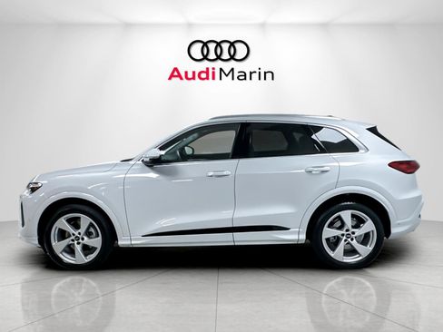 Used 2025 Audi Q5 Prestige AWD/4WD image 2