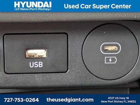 Certified 2024 Hyundai Elantra SEL FWD image 22