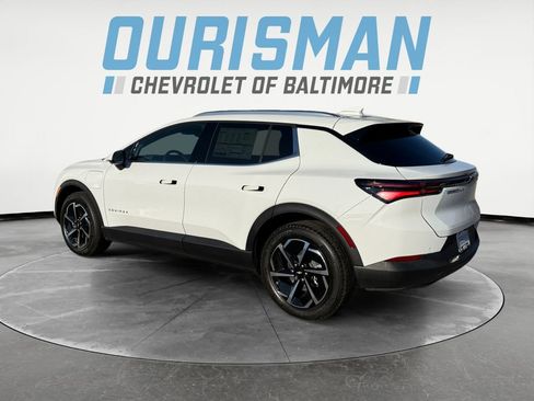 New 2026 Chevrolet Equinox EV LT image 4