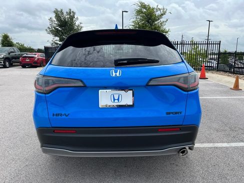 Certified 2026 Honda HR-V Sport image 5