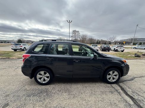 Used 2016 Subaru Forester 2.5i w/ Protection Package #1 AWD/4WD image 6