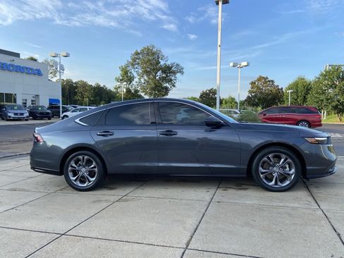 Used 2023 Honda Accord EX-L image 13