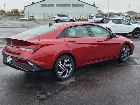 New 2025 Hyundai Elantra Sport image 5
