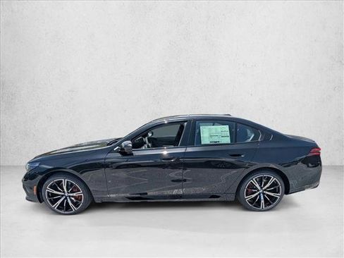 New 2027 BMW 530i xDrive w/ M Sport Package AWD/4WD image 5