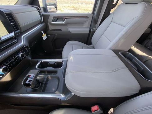 New 2026 GMC Sierra 1500 SLT w/ SLT Premium Package AWD/4WD image 21