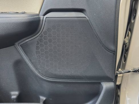Used 2017 Honda CR-V EX image 15