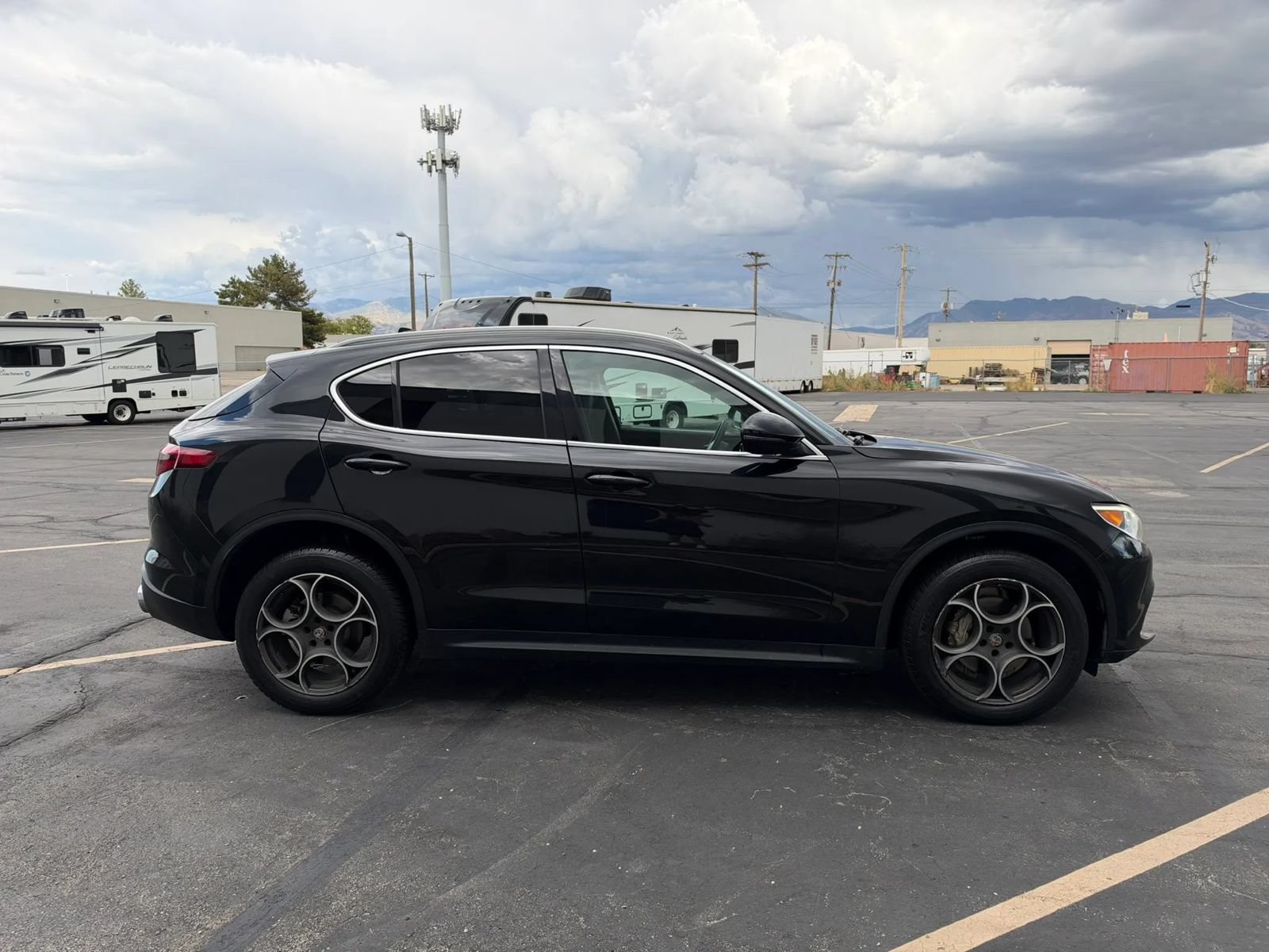 Used 2018 Alfa Romeo Stelvio AWD w/ Cold Weather Package image 6