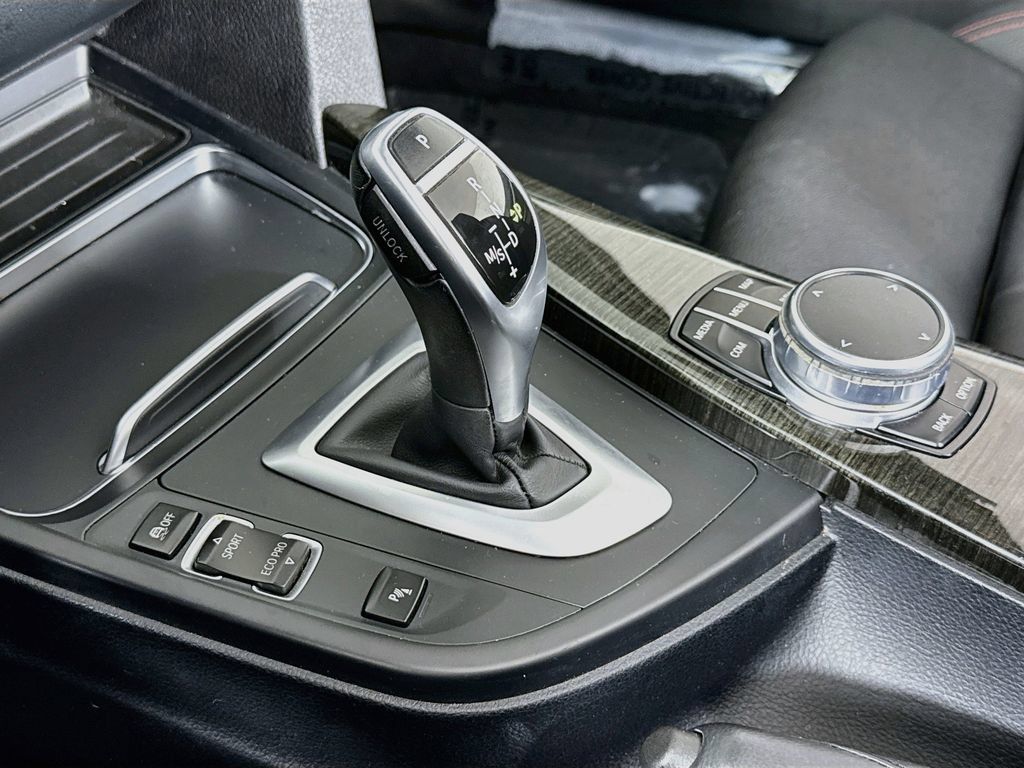 Used 2018 BMW 430i Convertible RWD image 17