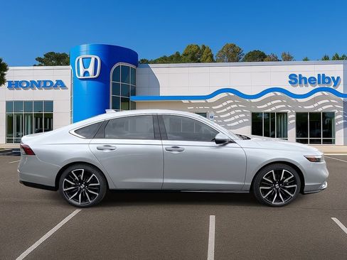 New 2025 Honda Accord Touring image 9