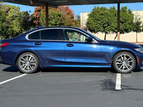 Used 2020 BMW 330i Sedan w/ Convenience Package image 3