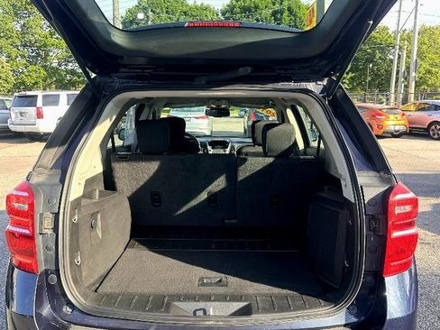Used 2017 Chevrolet Equinox LS AWD/4WD image 11