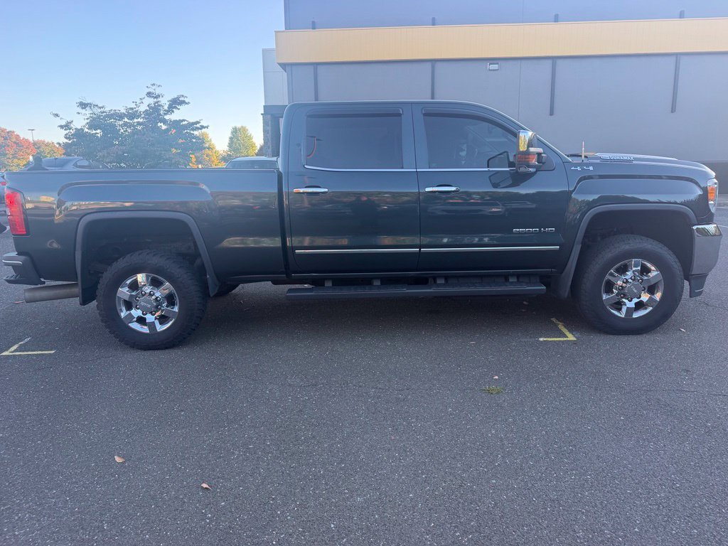 Used 2017 GMC Sierra 2500 SLT w/ Duramax Plus Package AWD/4WD image 7