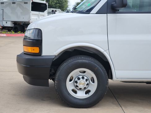 New 2025 Chevrolet Express 2500 WT w/ Driver Convenience Package image 14