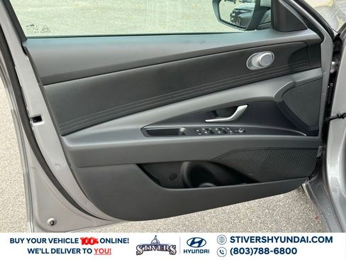 New 2026 Hyundai Elantra SE image 22