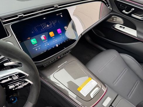 New 2026 Mercedes-Benz E 53 AMG e 4MATIC Sedan image 36