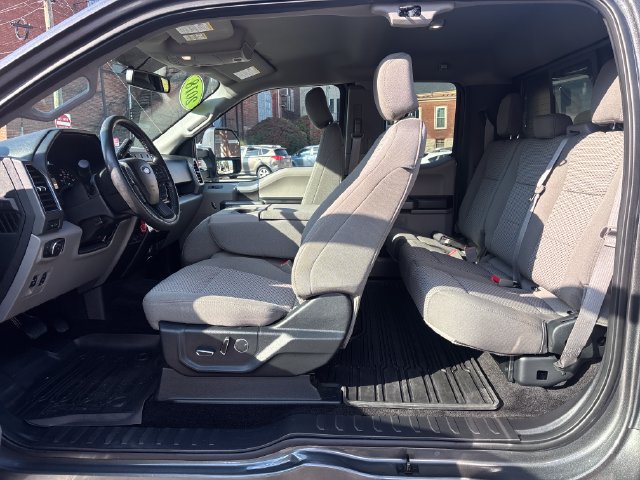 Used 2018 Ford F150 XLT w/ Equipment Group 302A Luxury AWD/4WD image 22