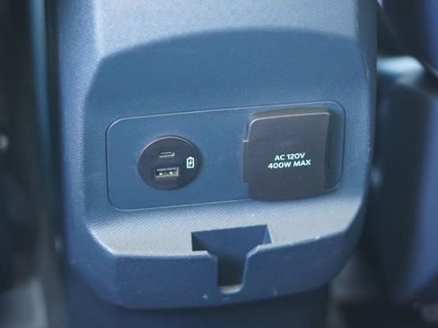 Used 2022 Ford Maverick Lariat FWD image 37