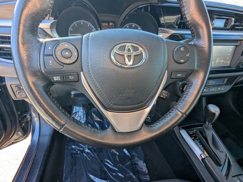 Used 2016 Toyota Corolla S image 18
