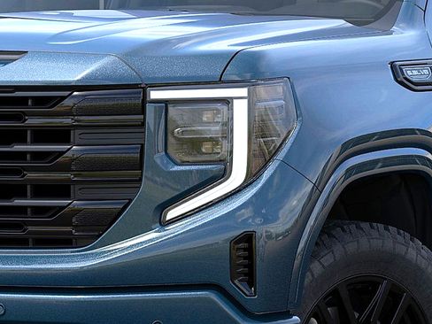 New 2026 GMC Sierra 1500 Elevation w/ Elevation Premium Package AWD/4WD image 10