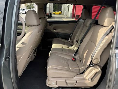 Used 2019 Honda Odyssey Elite image 5