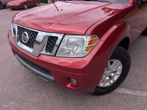 Used 2017 Nissan Frontier SV w/ SV Value Truck Package RWD image 13