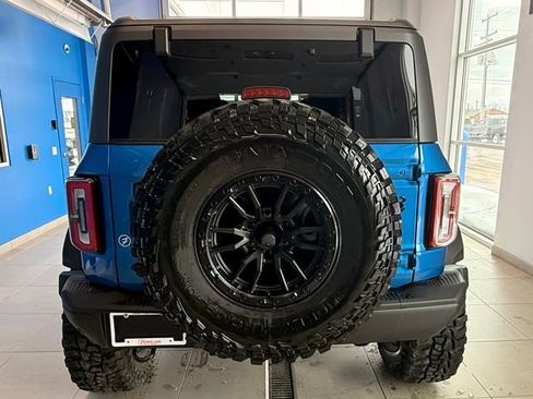 Used 2023 Ford Bronco Badlands image 7