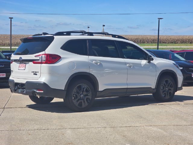 Used 2023 Subaru Ascent Onyx Edition Limited AWD/4WD image 8