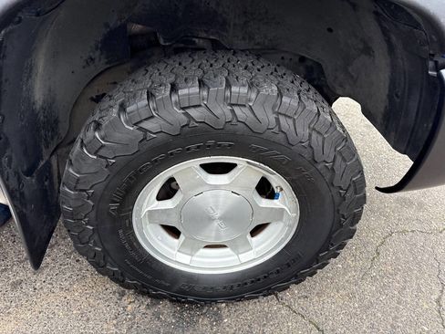 Used 2004 GMC Sierra 1500 SLE w/ Light Duty Power Package image 14