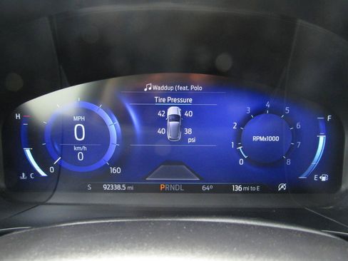 Used 2022 Ford Escape Titanium AWD/4WD image 16