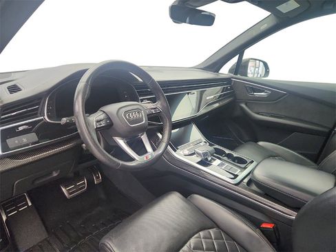 Used 2020 Audi SQ7 Premium Plus w/ S Executive Package image 10