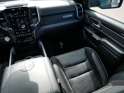 Used 2020 RAM 1500 Laramie image 10