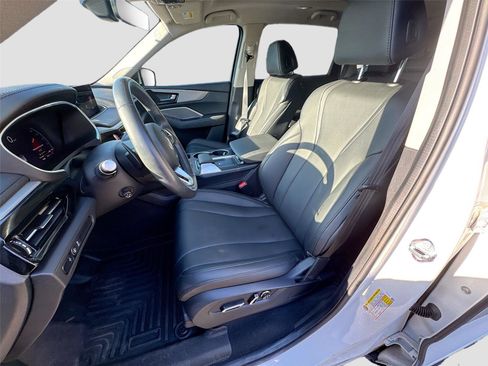 Used 2024 Acura MDX SH-AWD image 8