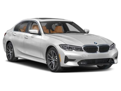 Used 2022 BMW 330i Sedan w/ Driving Assistance Package RWD image 9
