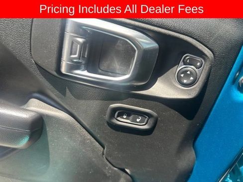 Used 2020 Jeep Wrangler Unlimited Rubicon w/ LED Lighting Group AWD/4WD image 5
