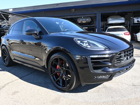Used 2018 Porsche Macan GTS AWD/4WD image 15