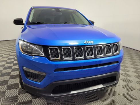 Used 2018 Jeep Compass Sport FWD image 14