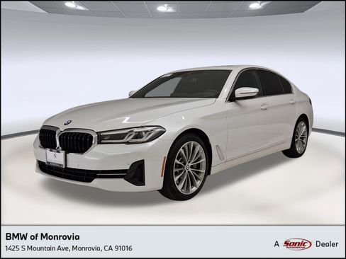Certified 2023 BMW 530i w/ Premium Package RWD image 1