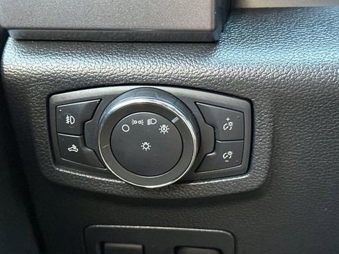 Used 2020 Ford F150 XLT w/ Equipment Group 302A Luxury RWD image 29
