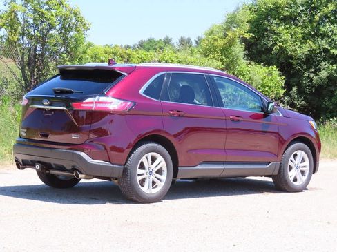 Used 2019 Ford Edge SEL w/ Equipment Group 201A AWD/4WD image 3
