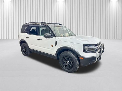 Used 2025 Ford Bronco Sport Badlands w/ Sasquatch Badlands Package AWD/4WD image 2