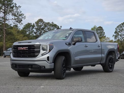 Used 2026 GMC Sierra 1500 Elevation image 14