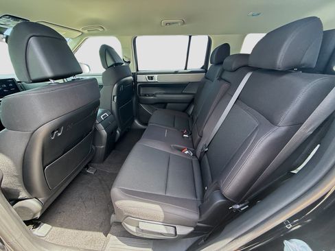 New 2026 Hyundai Santa Fe SE FWD image 17