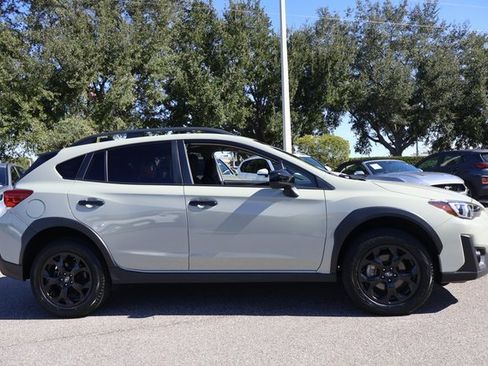 Used 2023 Subaru Crosstrek 2.0i Premium w/ Special Edition image 9